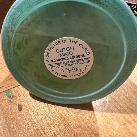 Avon Vintage Dutch Maid Bottle Empty - Picture 5 of 6